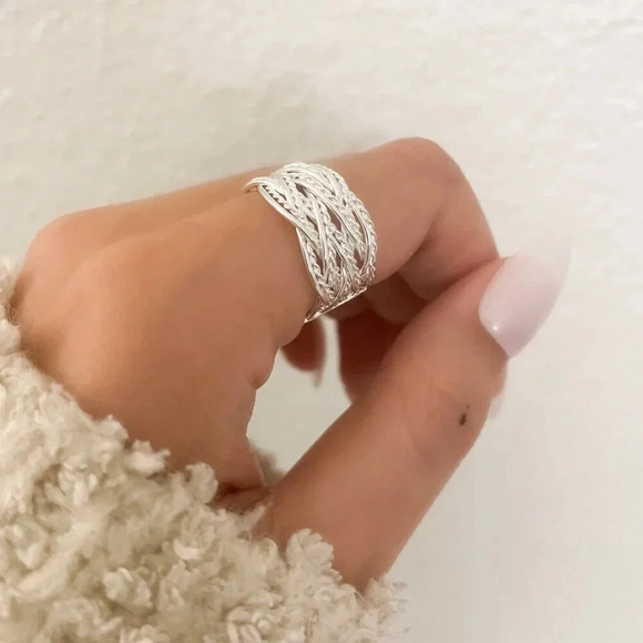 925 Sterling Silver Woven Ring Mesh RIng Minimalist Ring Dainty Ring Band - Picture 8 of 9